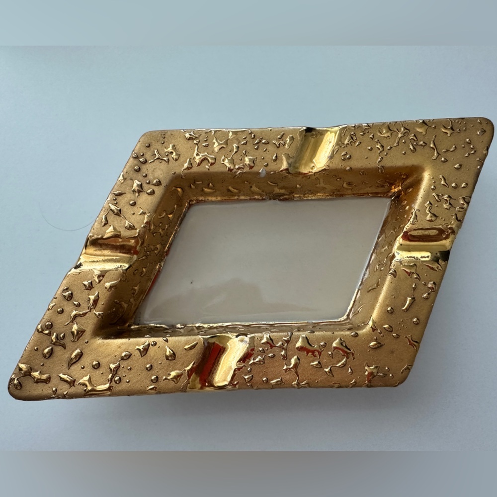 Vintage Weeping Bright Gold 22 K Ceramic Cigarette Ash Tray Parallelogram